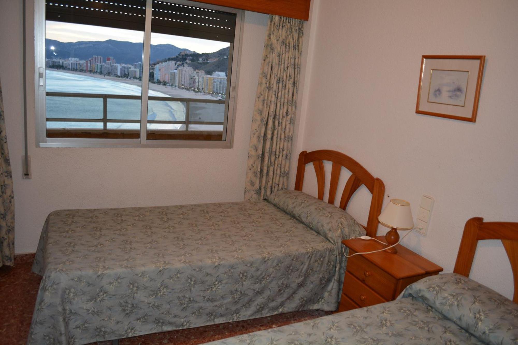 Apartamentos Florazar II Ajhory كولرا الغرفة الصورة